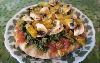 Mustard Greens Grilled Pita Pizza